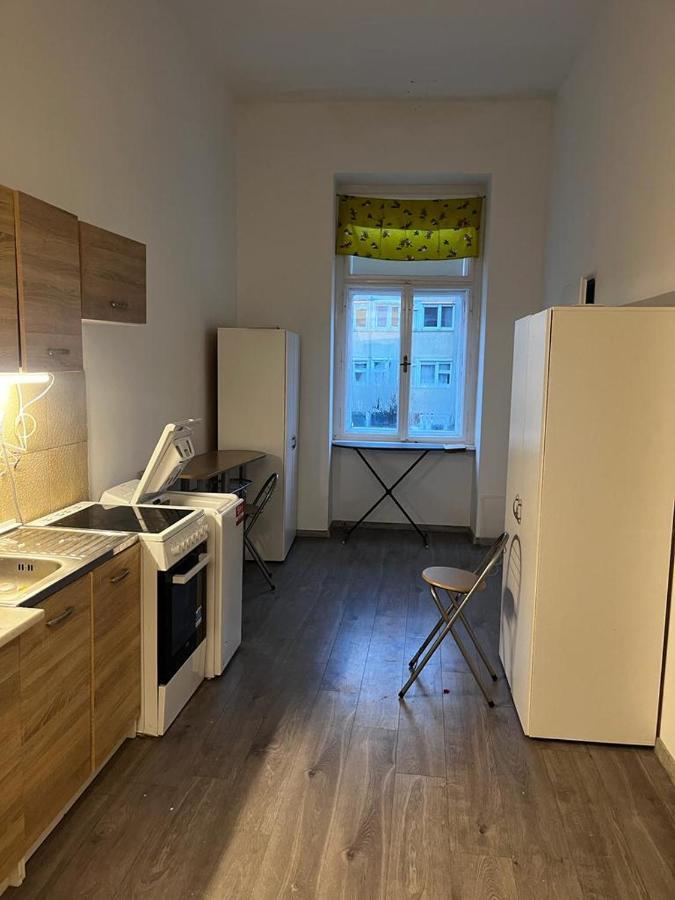Downtown Fine-Tuned 2 Bedroom + Livingroom Apartment Th.32.1.3 松博特海伊 外观 照片